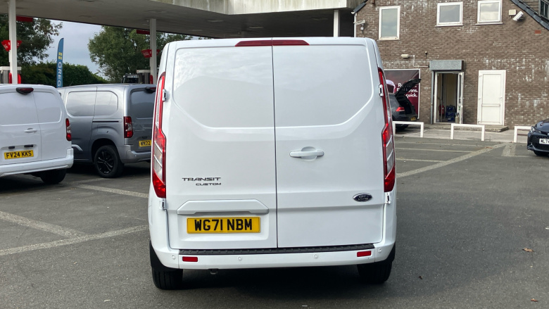 Ford Transit Custom 280 L1 Diesel Fwd 2.0 EcoBlue 130ps Low Roof Limited Van